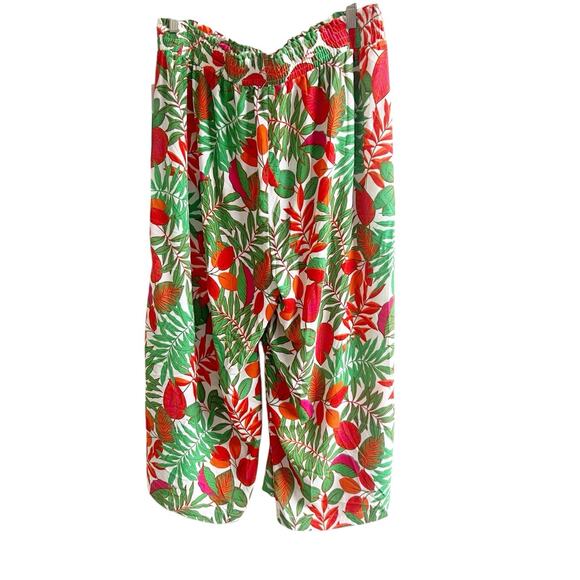 Rose & Olive Crepe Pants Cropped Plus Size Size 3X Tropical Print Lightweight - Picture 2 of 6